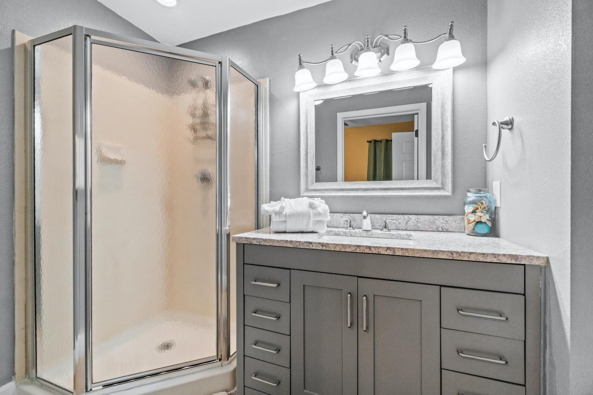 Tidewater Beach Resort By Panhandle Getaways Panama City Beach Room photo