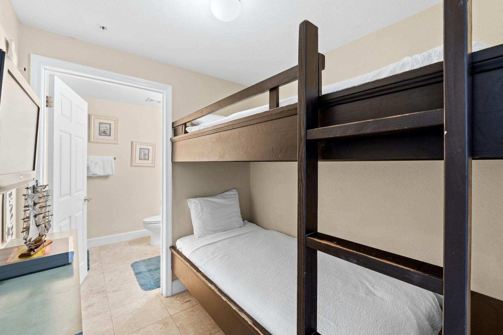 Tidewater Beach Resort By Panhandle Getaways Panama City Beach Room photo