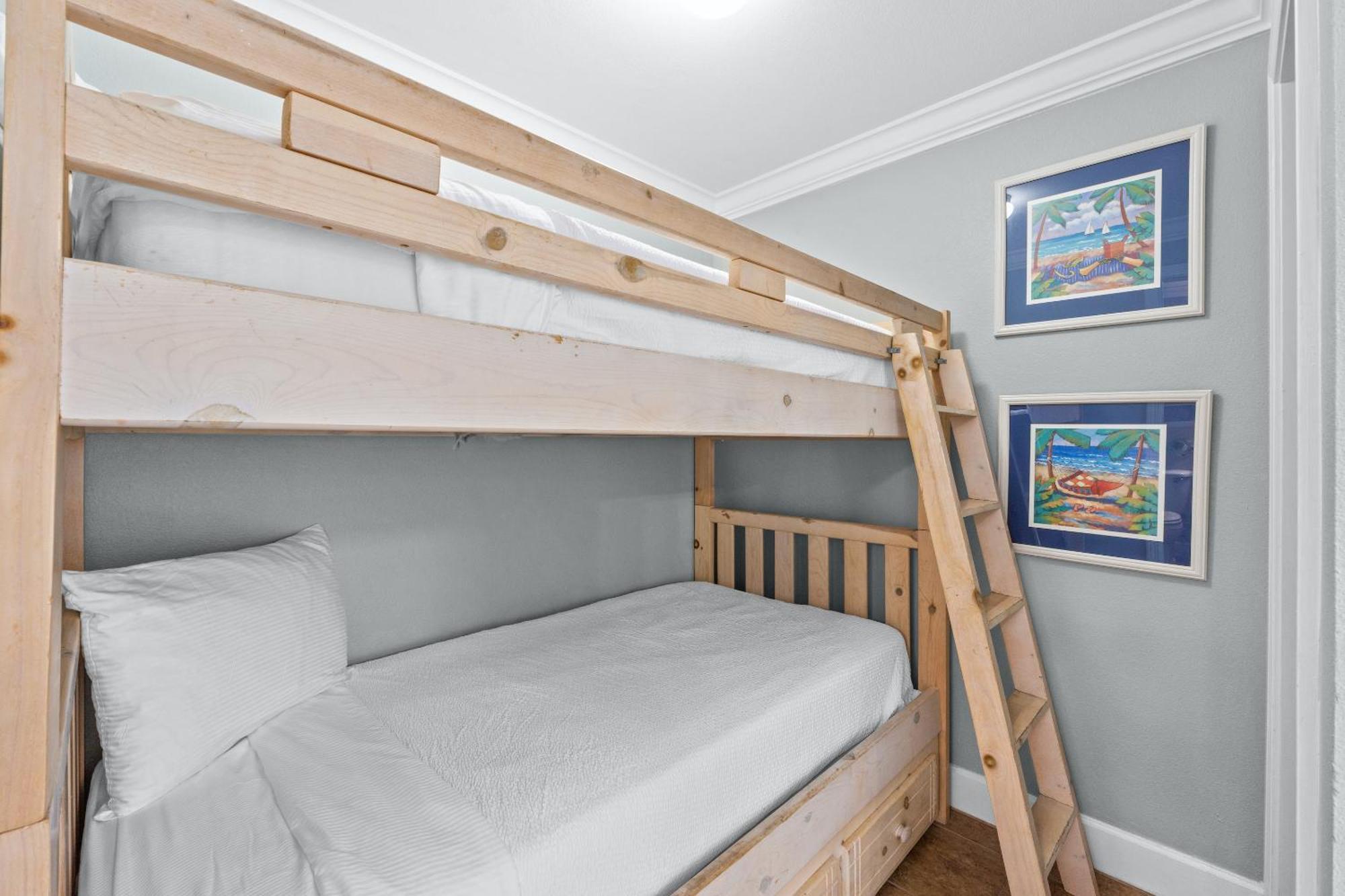 Tidewater Beach Resort By Panhandle Getaways Panama City Beach Room photo